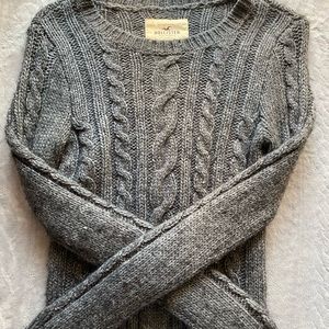 Hollister sweater